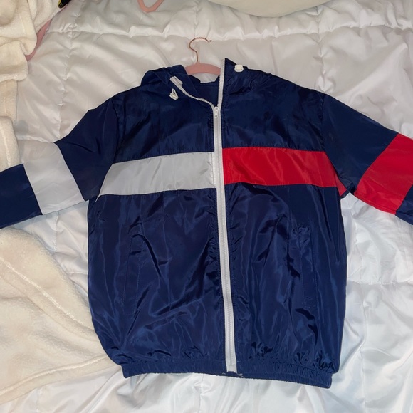 windbreaker - Picture 2 of 3
